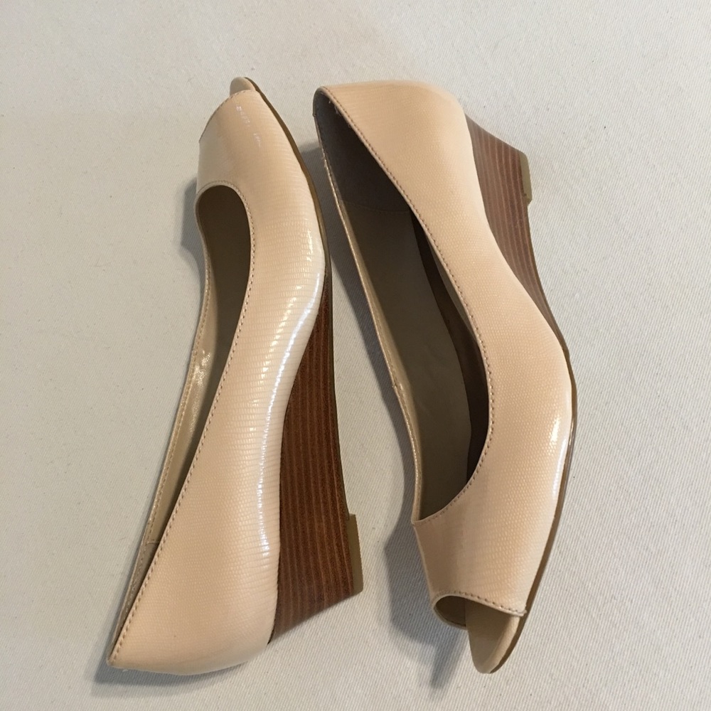 Calvin Klein Beige Patent Peep-Toe Wedge Pumps